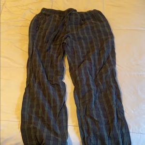 Gap green plaid pajama pants for men.